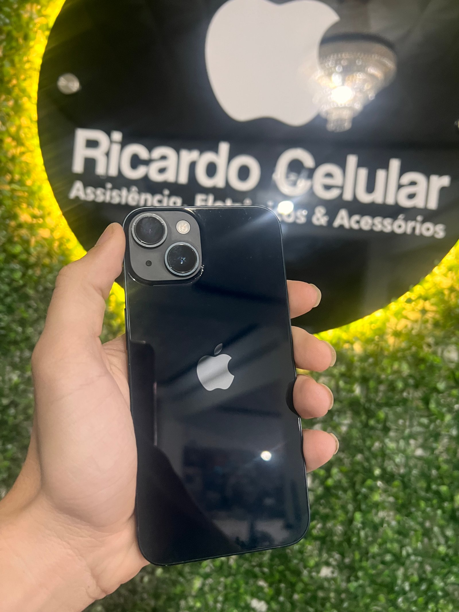 Foto do produto Celular iPhone 14